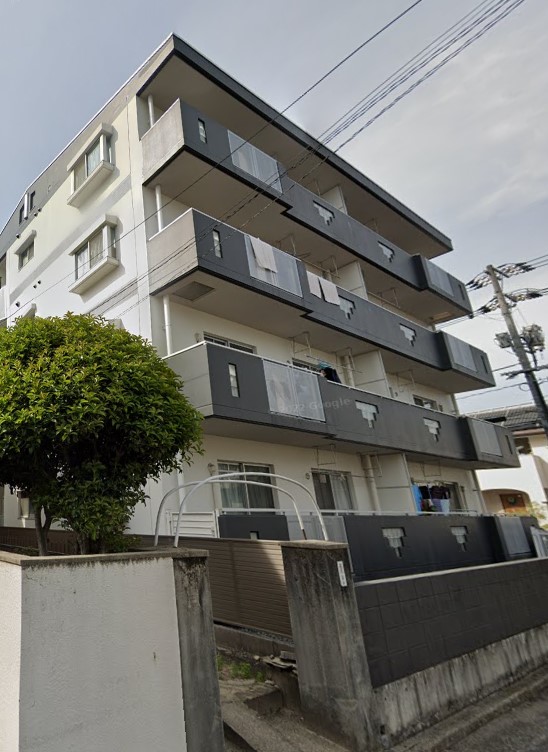 広島市西区庚午北のマンションの建物外観