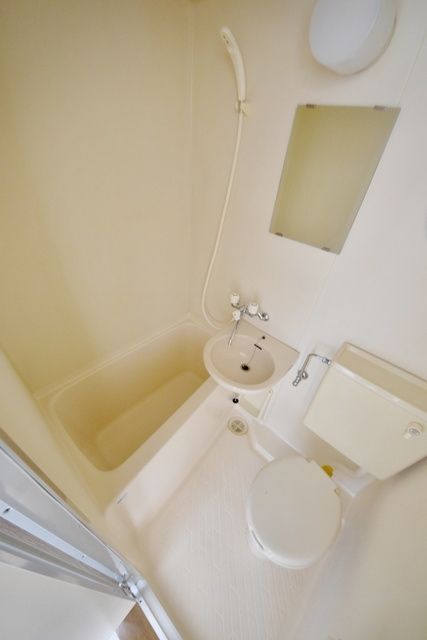 バス・シャワールーム　別部屋参考写真