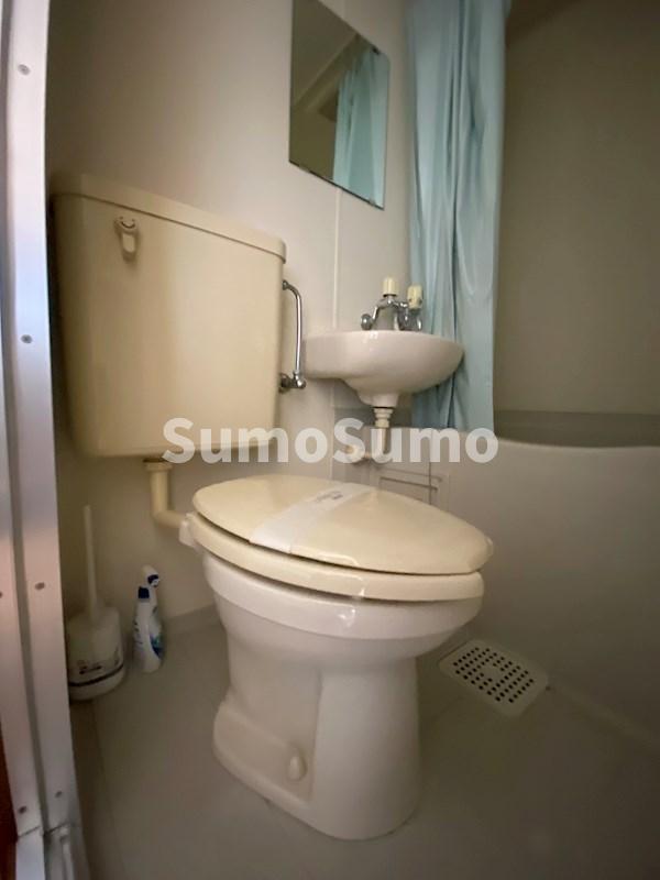 トイレ　落ち着いたトイレです