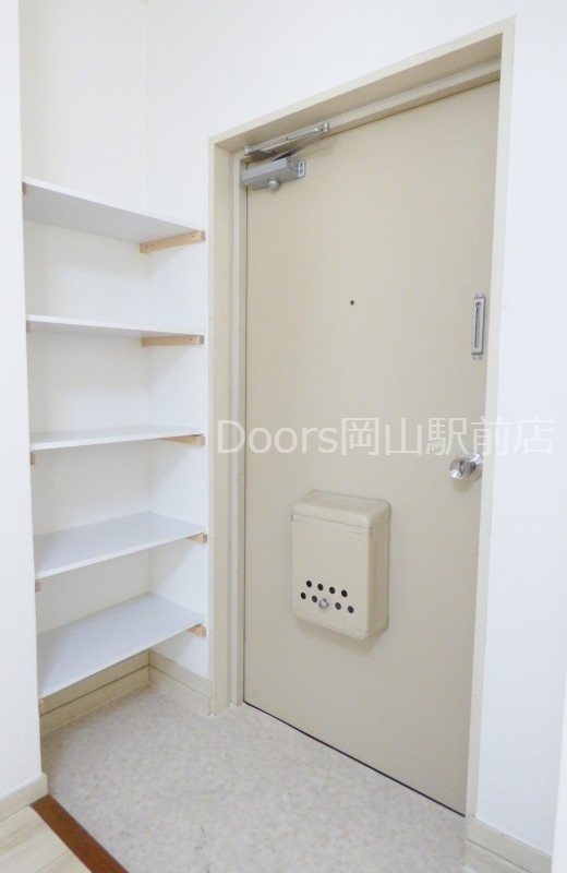 玄関　イメージです。