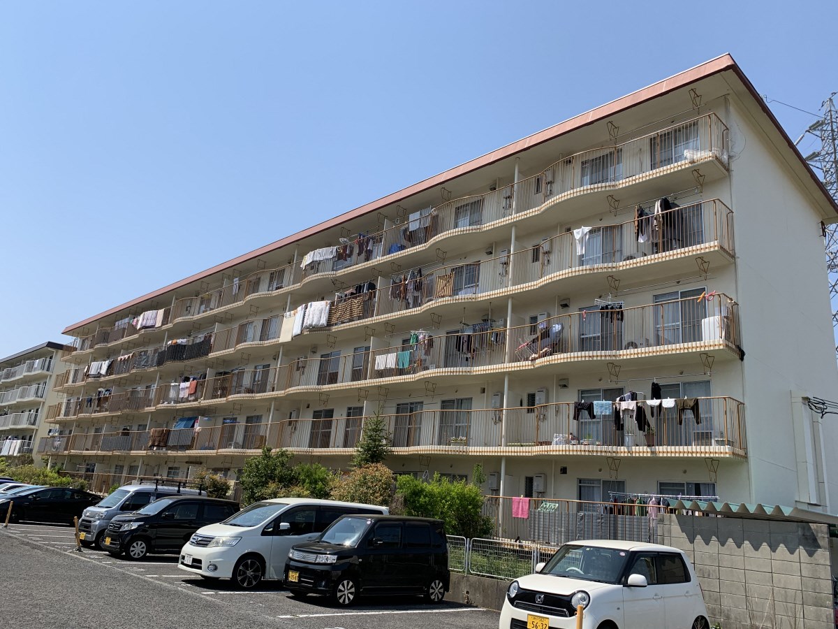 メゾン北鈴の建物外観
