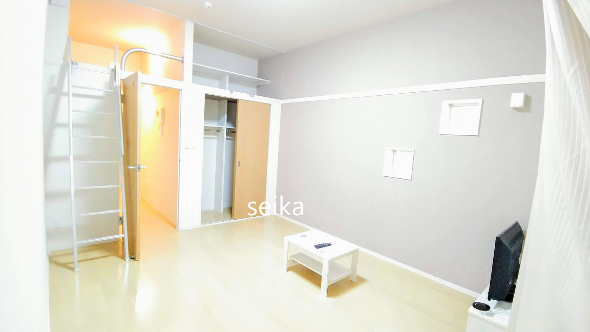 居室・リビング　建具の色は異なる場合がございます