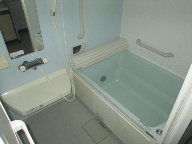 バス・シャワールーム　浴室