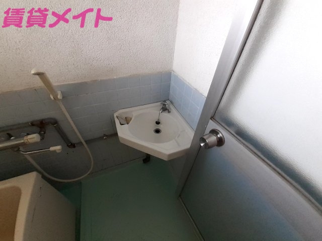洗面設備　同物件別室の画像です