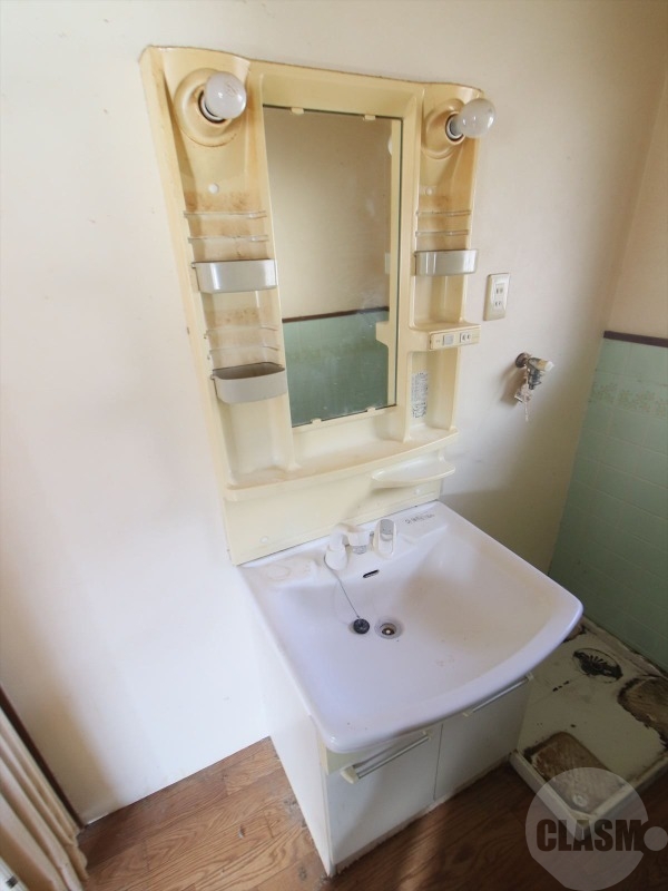 洗面設備　独立洗面台