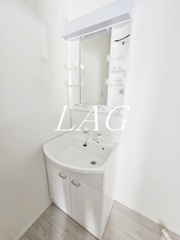 洗面設備　洗面台です。