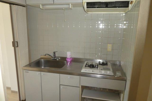 キッチン　2口ガスコンロ付きシステムキッチン