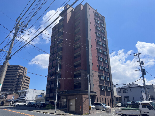 北九州市小倉北区井堀のマンションの建物外観