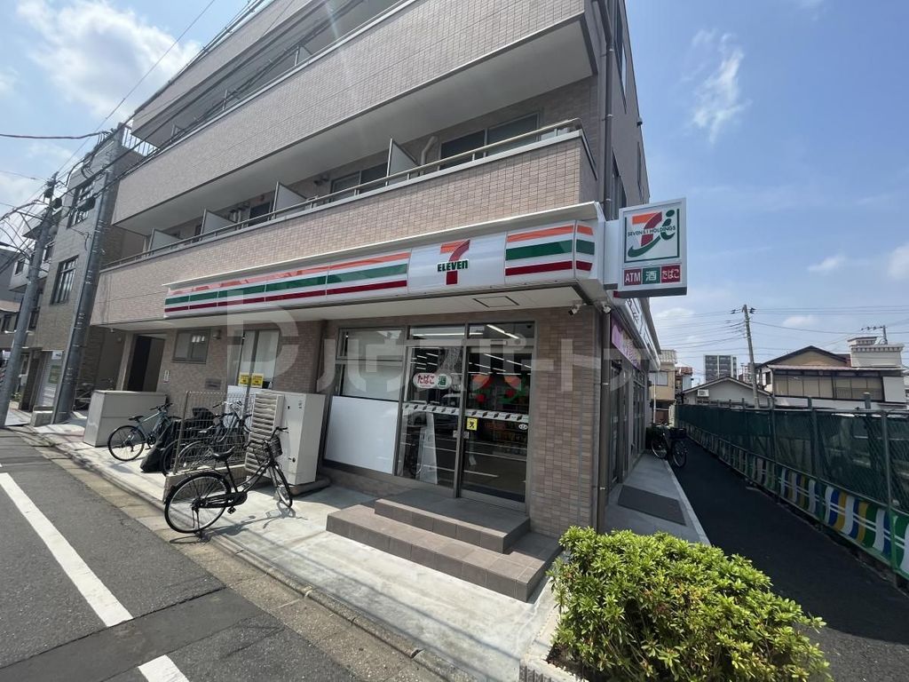 コンビニ　セブンイレブン北区中十条3丁目店（コンビニ）まで120m