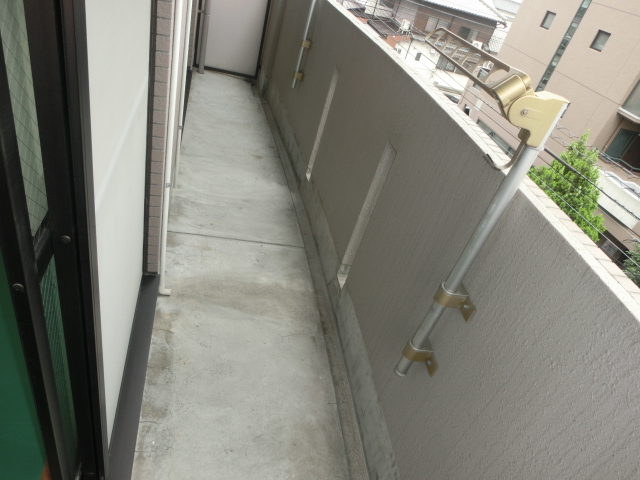 バルコニー　※別のお部屋の写真です。現状を優先させます。