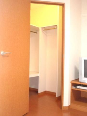 収納　ウォークインクローゼット！！