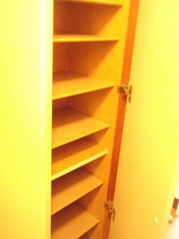 その他設備　高ーいシューズボックス！