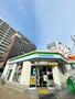 コンビニ　ファミリーマート京屋三国ヶ丘駅（コンビニ）まで584m