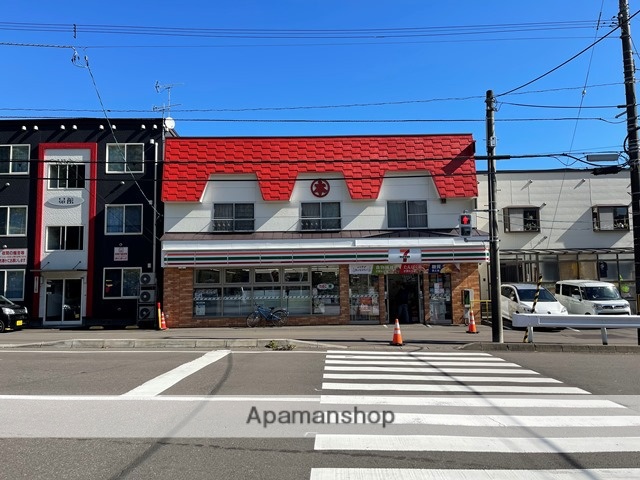 コンビニ　セブンイレブン工大前店（コンビニ）まで800m