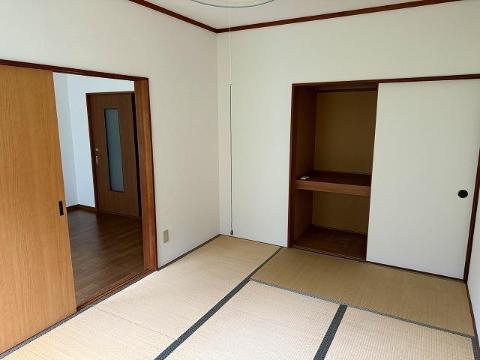 居室・リビング　寝室