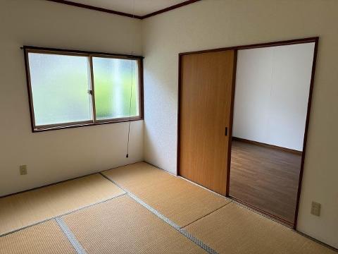 居室・リビング　室内