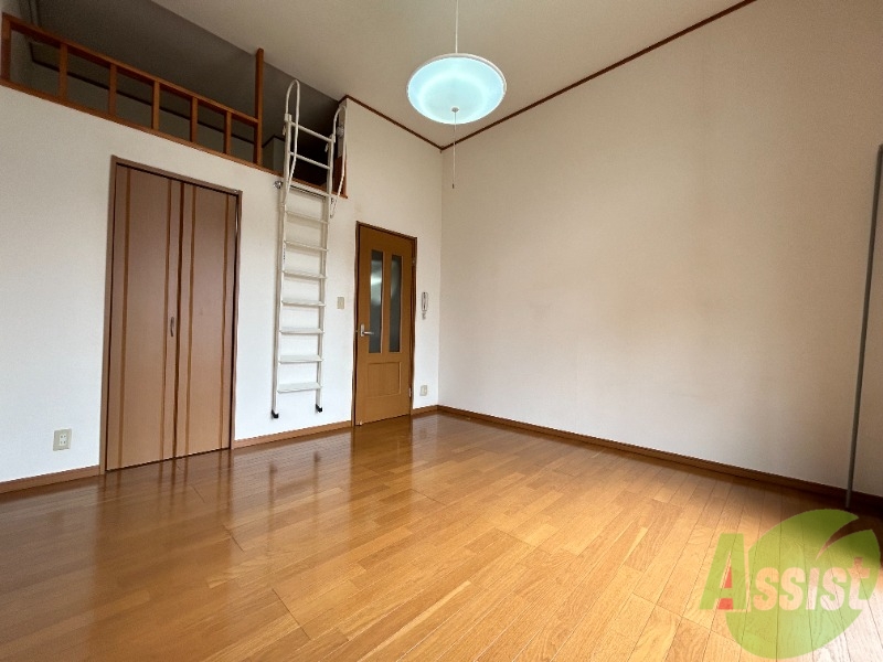 その他部屋・スペース　１Ｋタイプになりますので寝室はこちらの洋室になります。