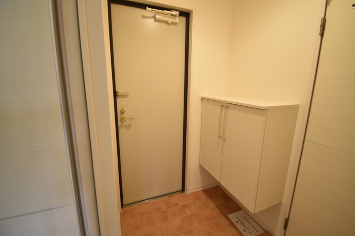 玄関　収納もある玄関です