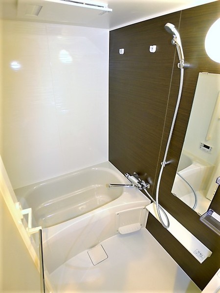 バス・シャワールーム　別階同タイプ