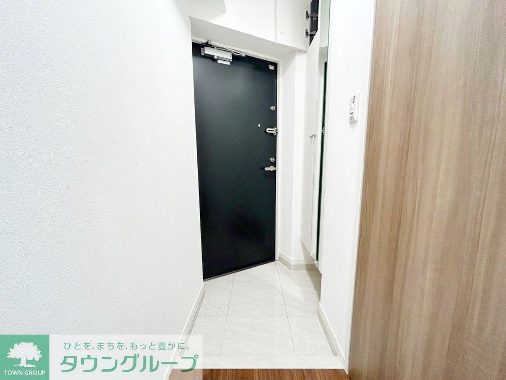 玄関　お部屋探しは株式会社　タウンハウジング　までお気軽にお問合…