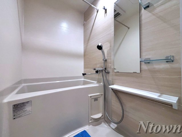 バス・シャワールーム　きれいなお風呂です