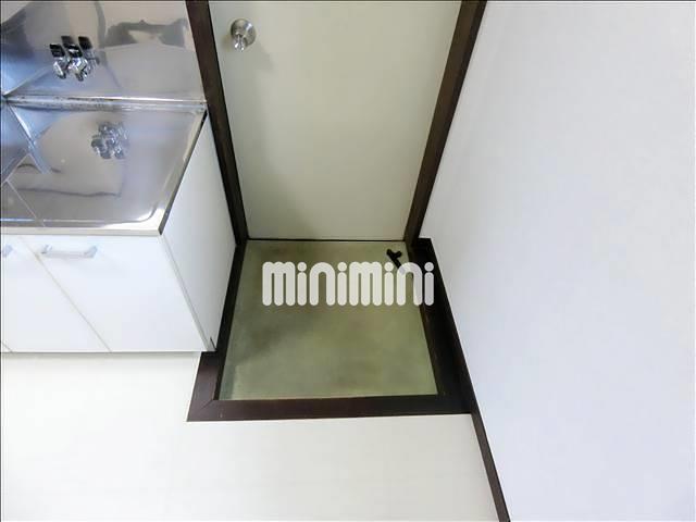 玄関　フラットな玄関となっております。