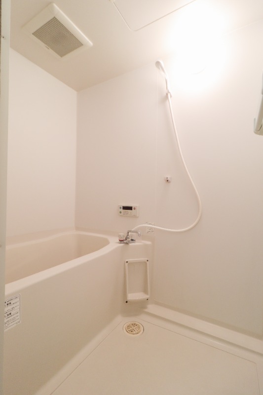 バス・シャワールーム　図面と現状に相違がある場合には現状を優先