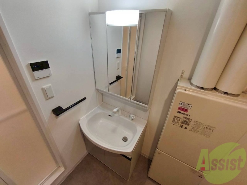 洗面設備　シャンプードレッサーで身支度もラクラクです！