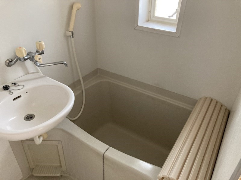 バス・シャワールーム　他の部屋参照