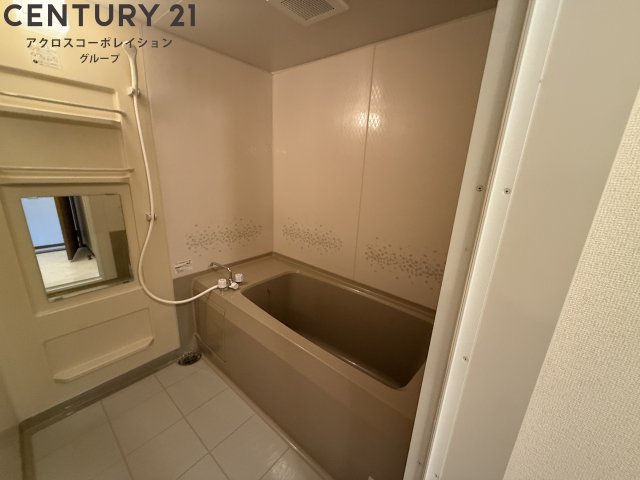 バス・シャワールーム　綺麗なお風呂です！