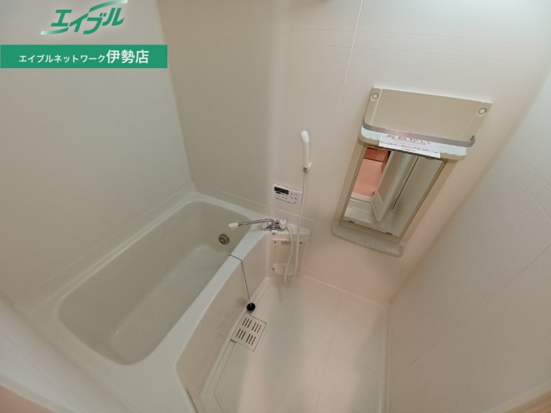 バス・シャワールーム　反転タイプ参考写真