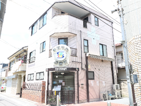 病院　千住中央診療所（病院）まで411m