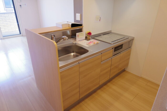 キッチン　カウンターキッチン(IH          付き)