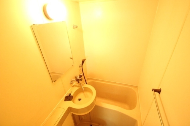 洗面設備　他号室の写真です