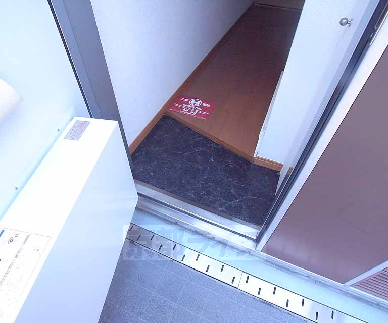 玄関　玄関部分です。