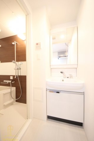 洗面設備　レオンコンフォート阿波座西