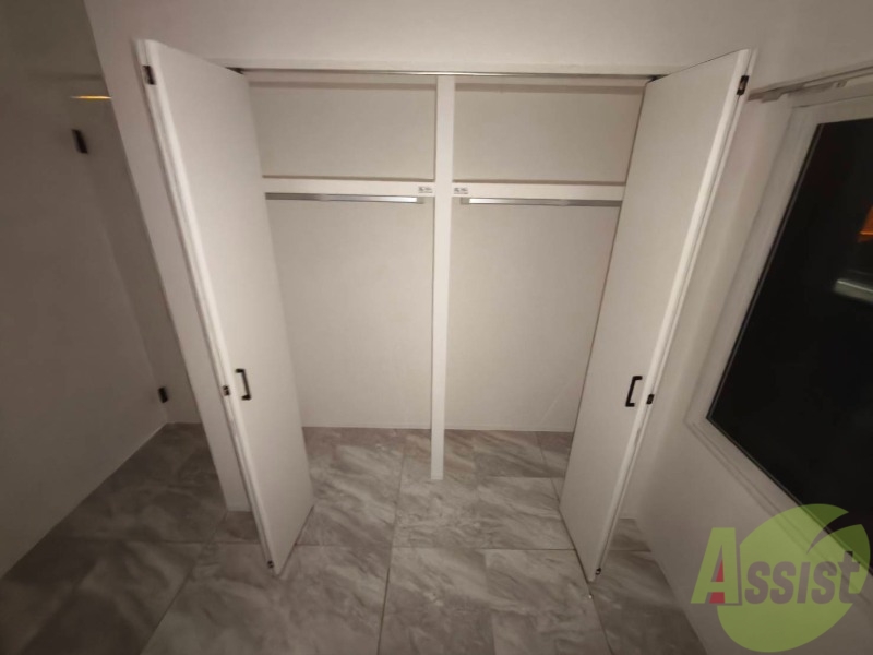 収納　洋室にはクローゼットがあるのですっきり片付きそうです。