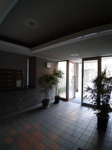 エントランス　駐車場