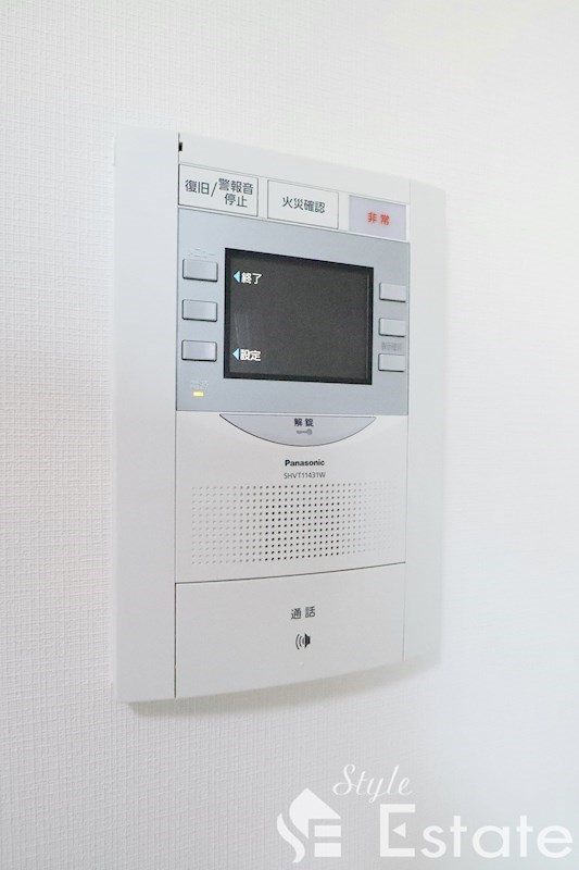 セキュリティ　モニター付きインターホン