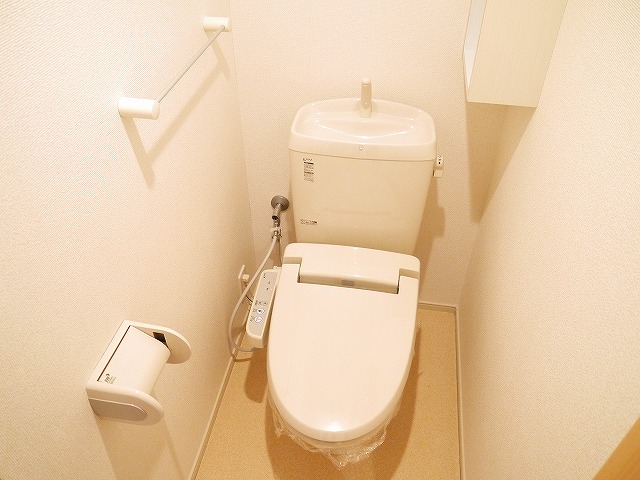 トイレ　コンパクトで使いやすいトイレです