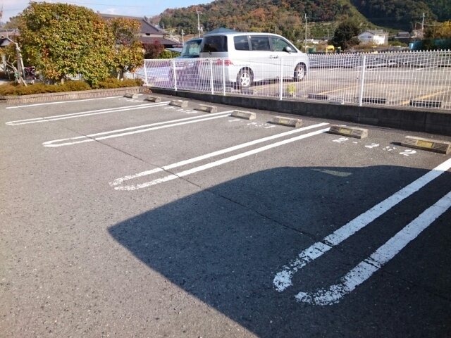 駐車場　カースペースがあります