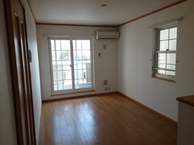 居室・リビング　居間です