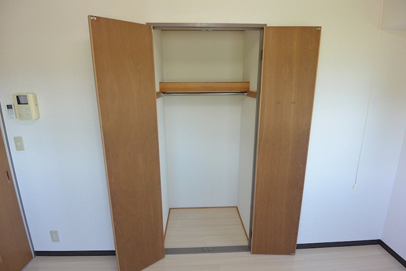 収納　洋室収納