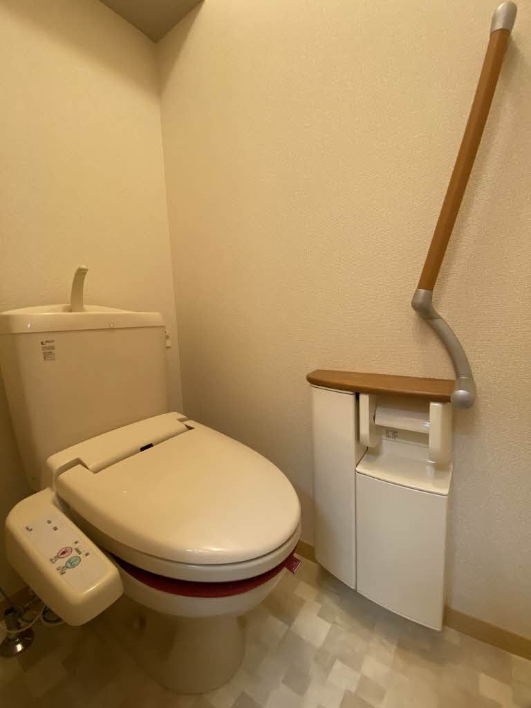 トイレ　トイレ