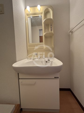 洗面設備　エムズプラザ今里弐番館　独立洗面台