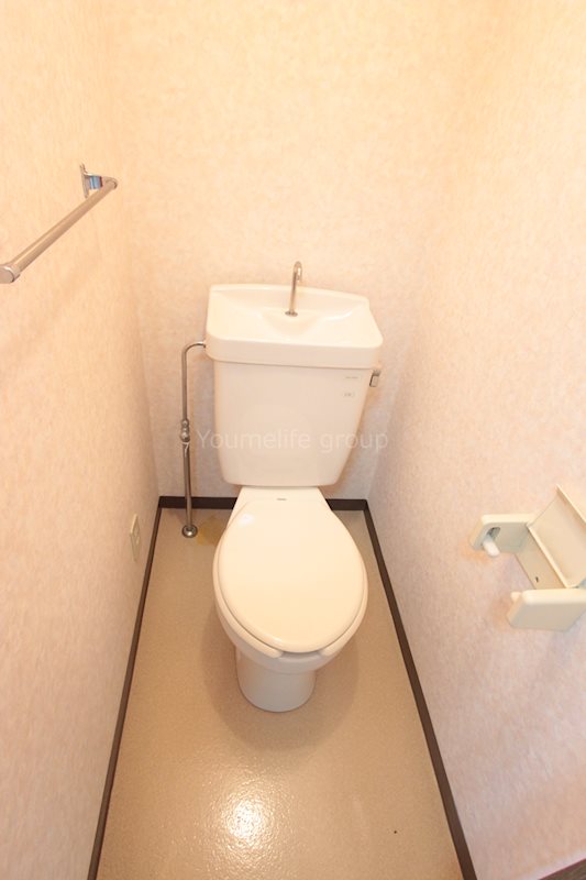 トイレ　※別部屋参考写真