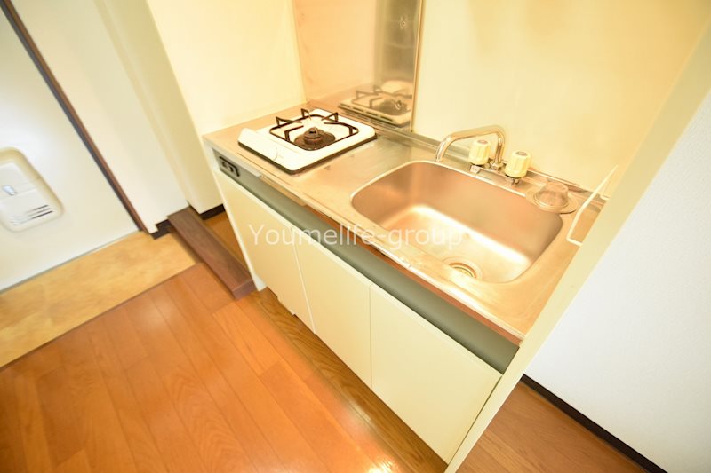 キッチン　※別部屋参考写真