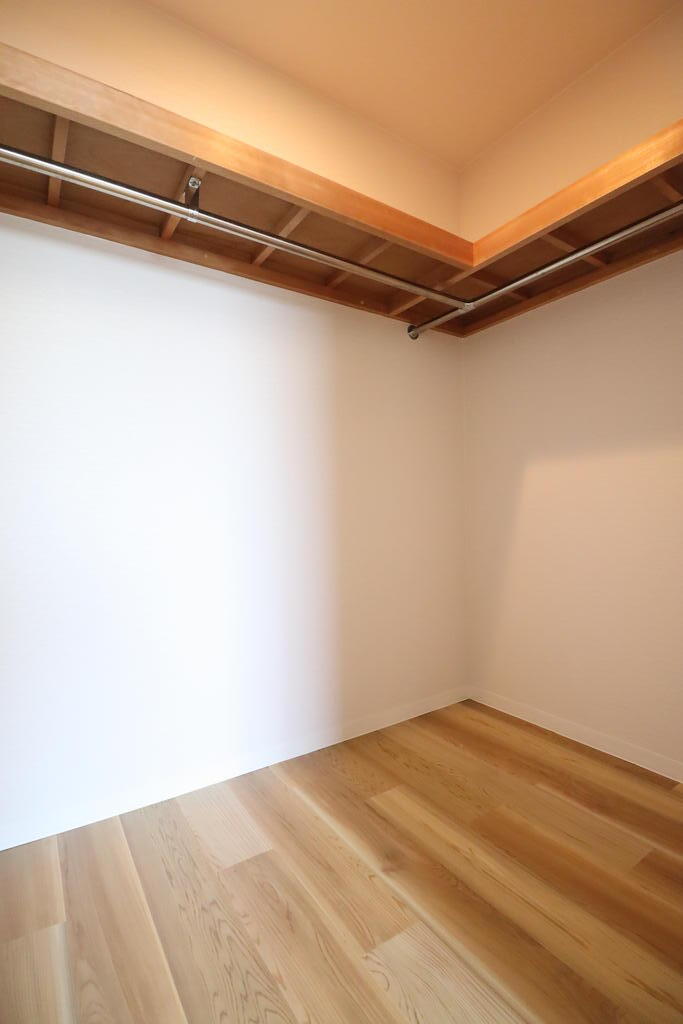 収納　ウォークインクローゼット