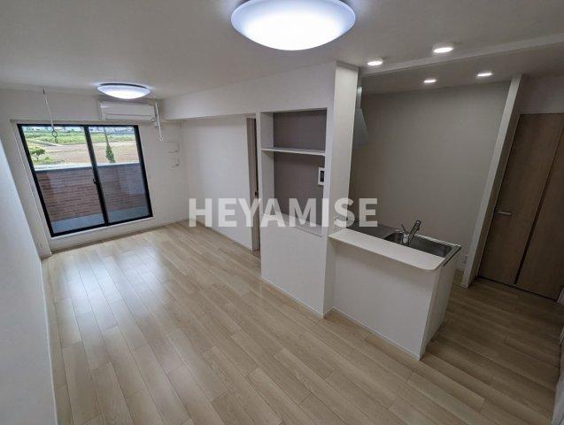 居室・リビング　※室内画像は類似物件のもの