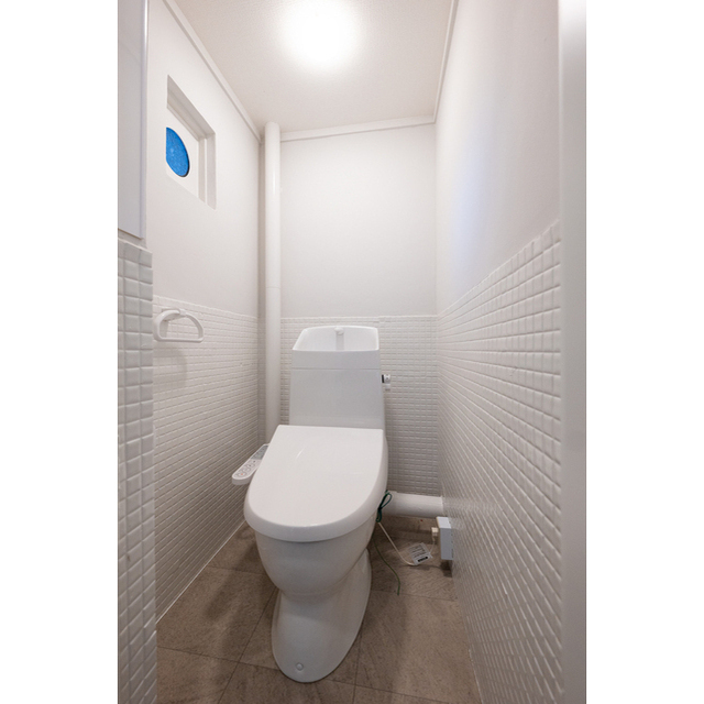 トイレ　モデルルームの写真となります。